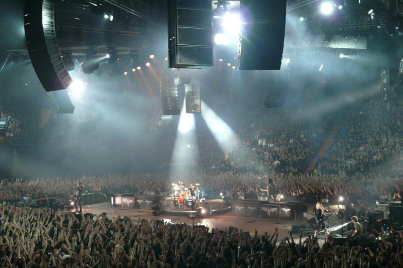 Zero rigging snags at Metallica Concert thanks to Ron StageMaster